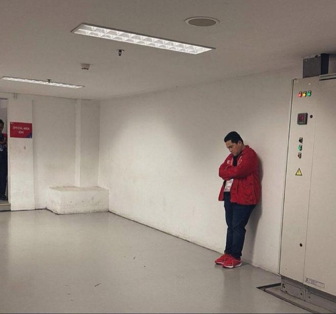 蓝狮登录：0-1！印尼无缘世界杯，疯狂归化+克鲁伊维特执教，球员跪地痛哭